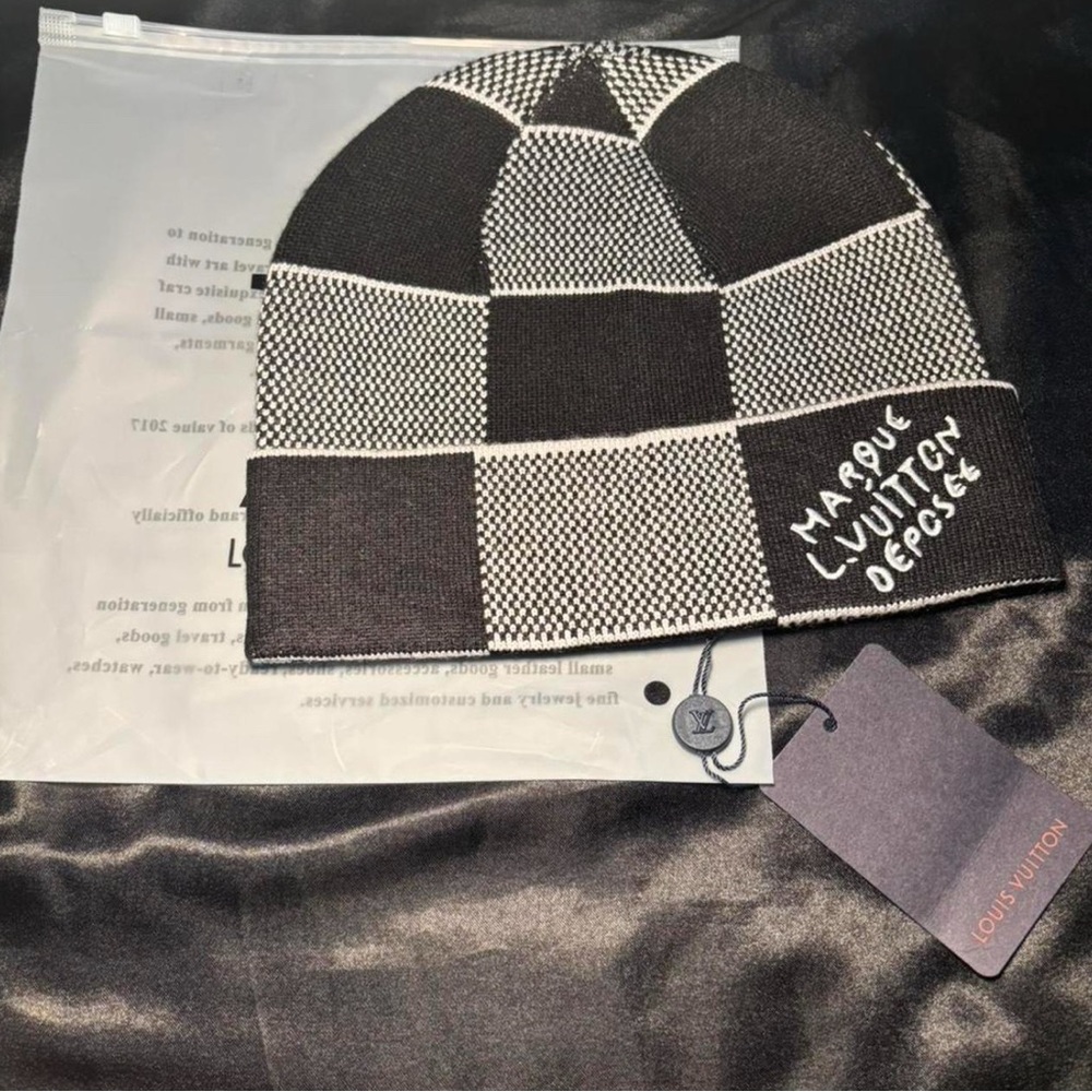 Louis Vuitton Gray and Black Knit Beanie